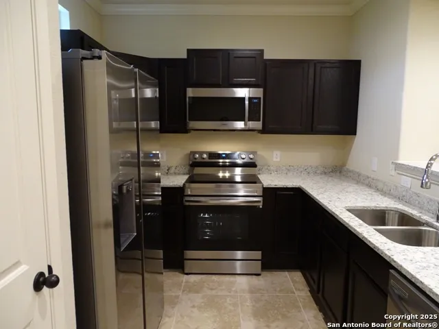 $1,345 | 6411 Luglio Lane, Unit 102, San Antonio, TX 78233