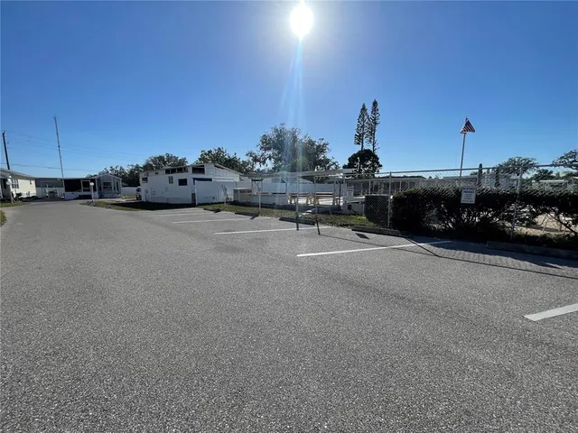 $58,900 | 3275 26th Avenue East, Unit 107, Bradenton, FL 34208