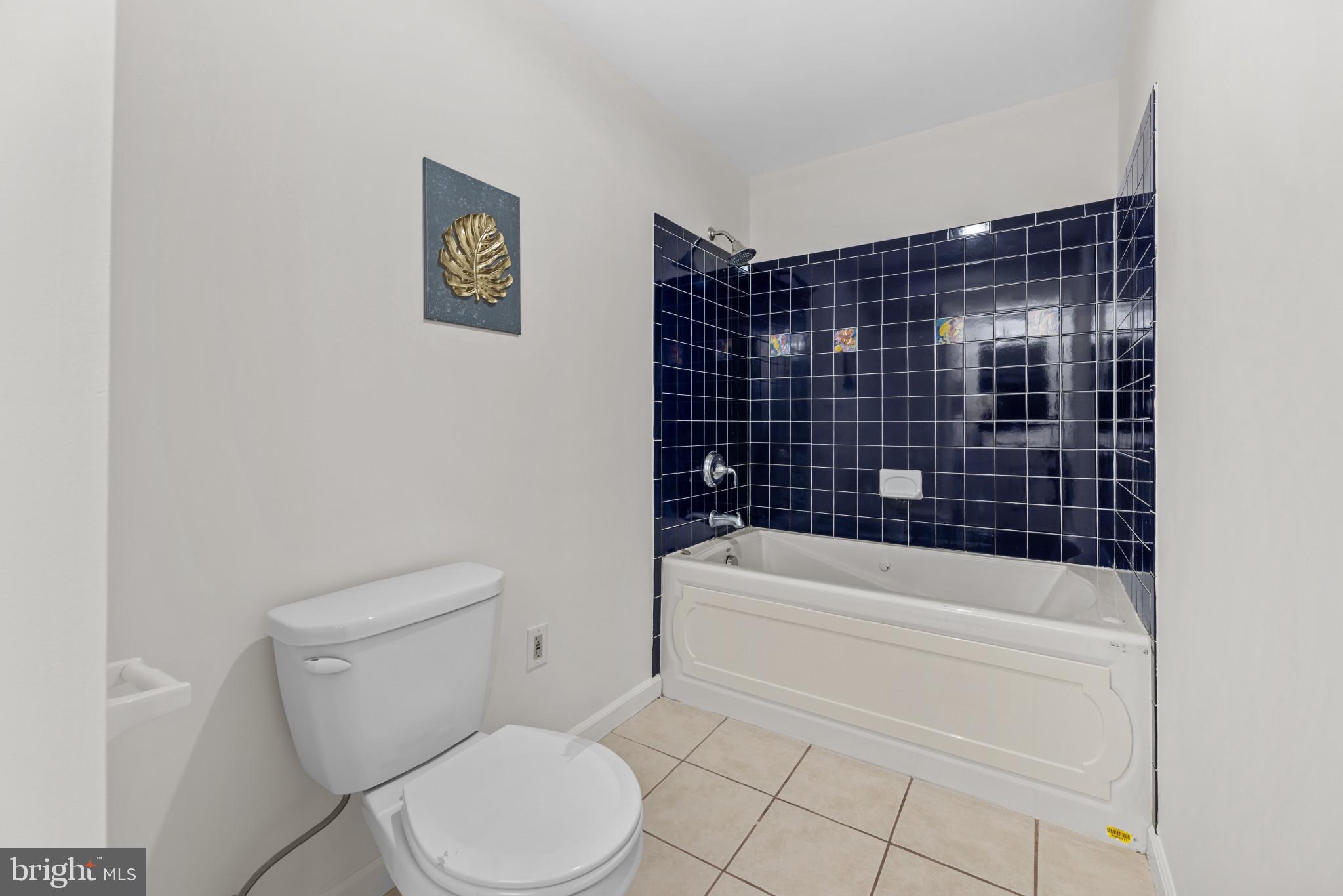11944 Barrel Cooper Court Reston, VA 20191 - Photo 22 of 23 Basement bath