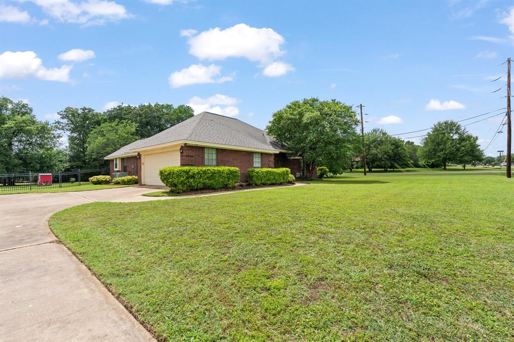 2500 Redstone Road Burleson, TX 76028 - Photo 7 of 40
