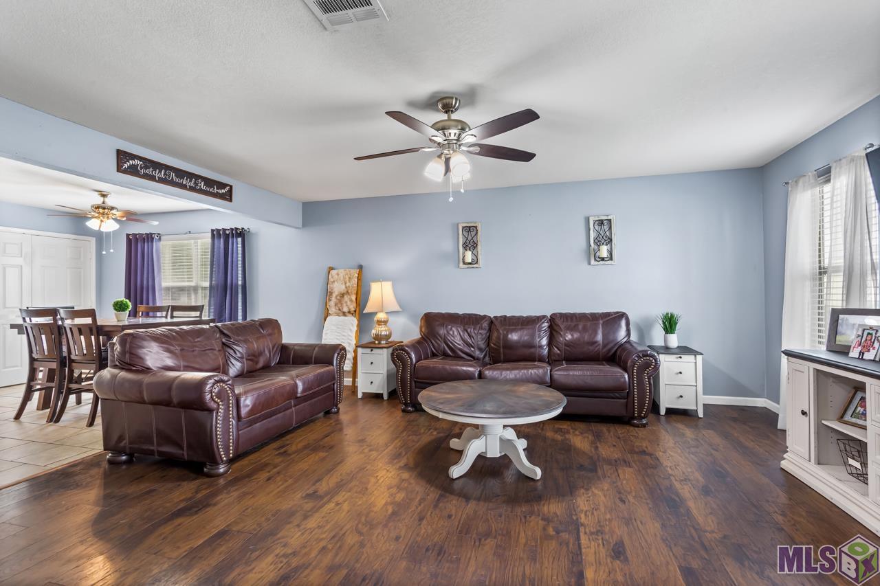 9322 Folsom Road Denham Springs, LA 70706 - Photo 2 of 15 Gallery Image 2