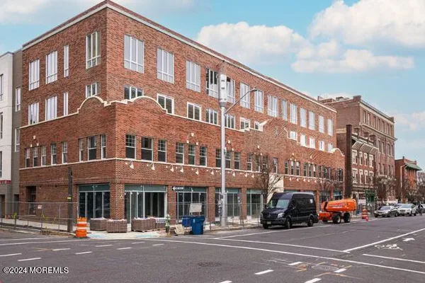 $3,750 | 527 Bangs Avenue, Unit 214, Asbury Park, NJ 07712