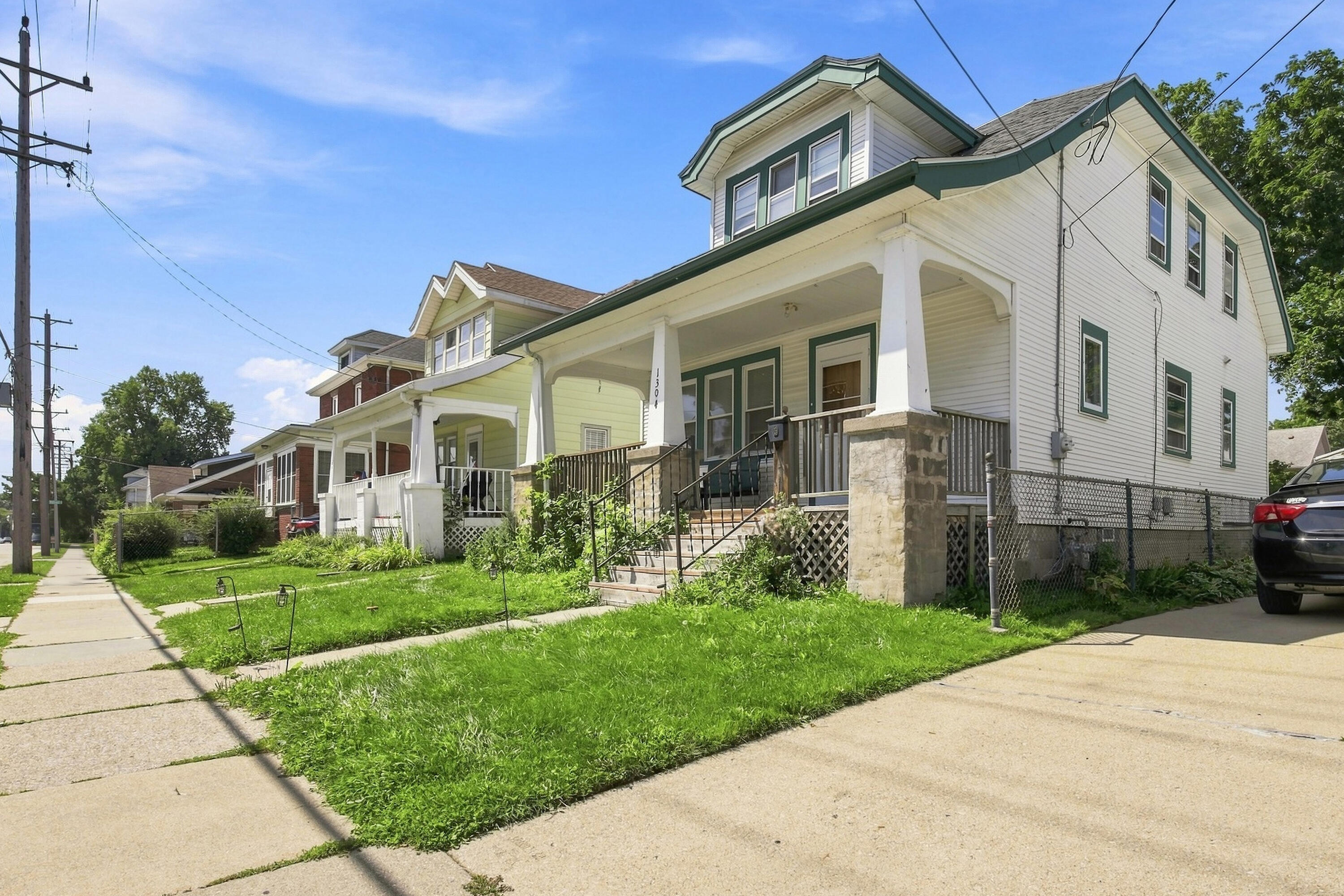 1304 Marquette Street Racine, WI 53404 - Photo 2 of 21 1304 Marquette St-2
