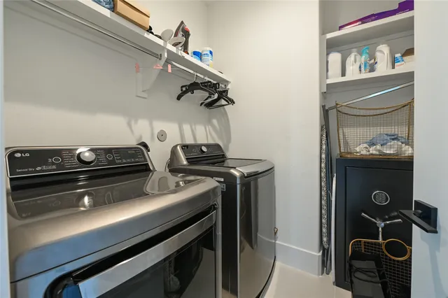 $4,990 | 5233 Darling Street, Houston, TX 77007