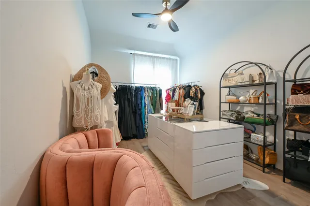 $4,990 | 5233 Darling Street, Houston, TX 77007