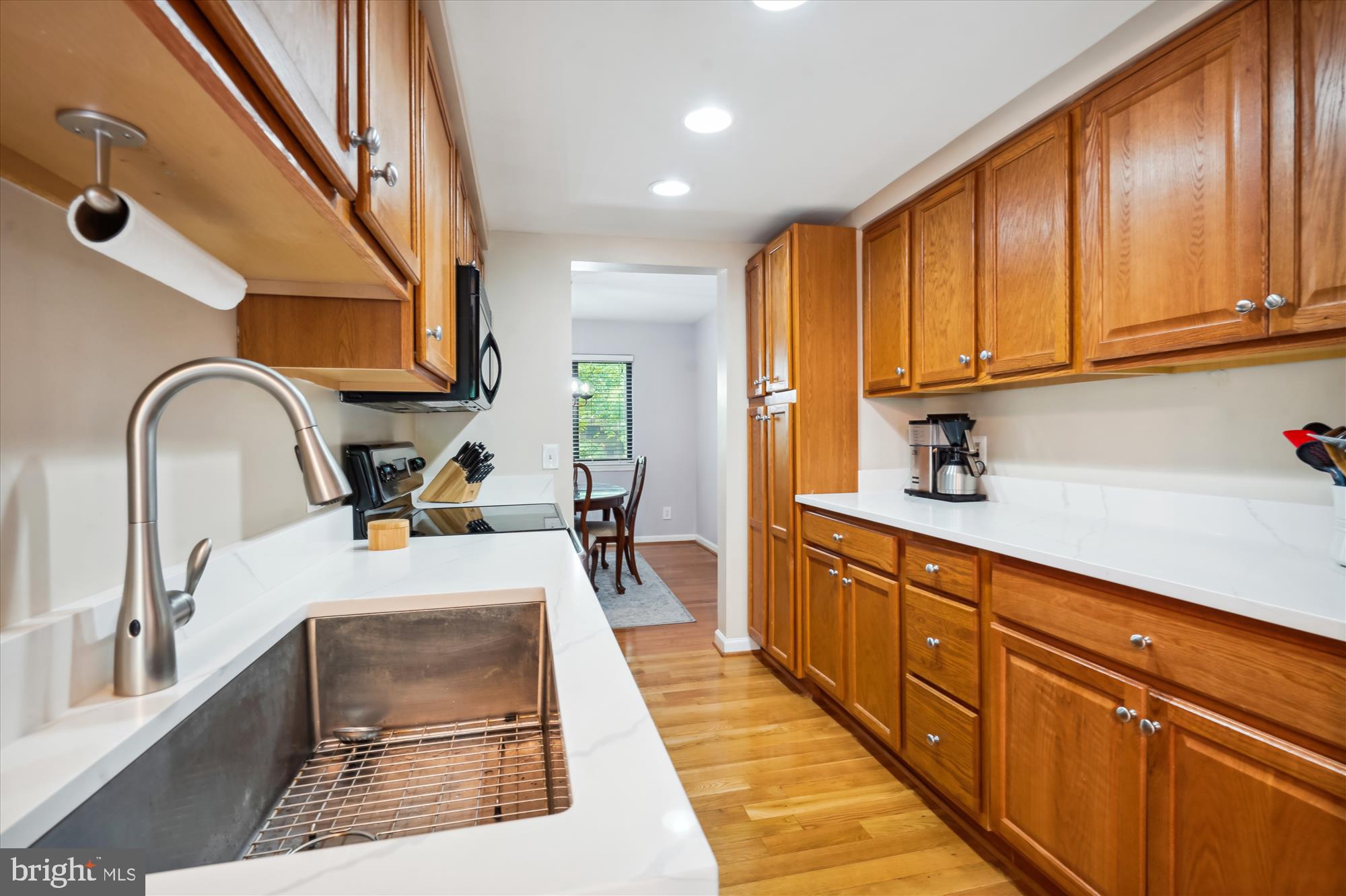 1505 Farsta Court Reston, VA 20190 - Photo 14 of 53
