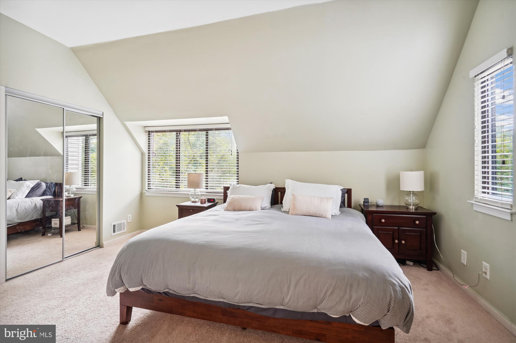 1505 Farsta Court Reston, VA 20190 - Photo 16 of 53