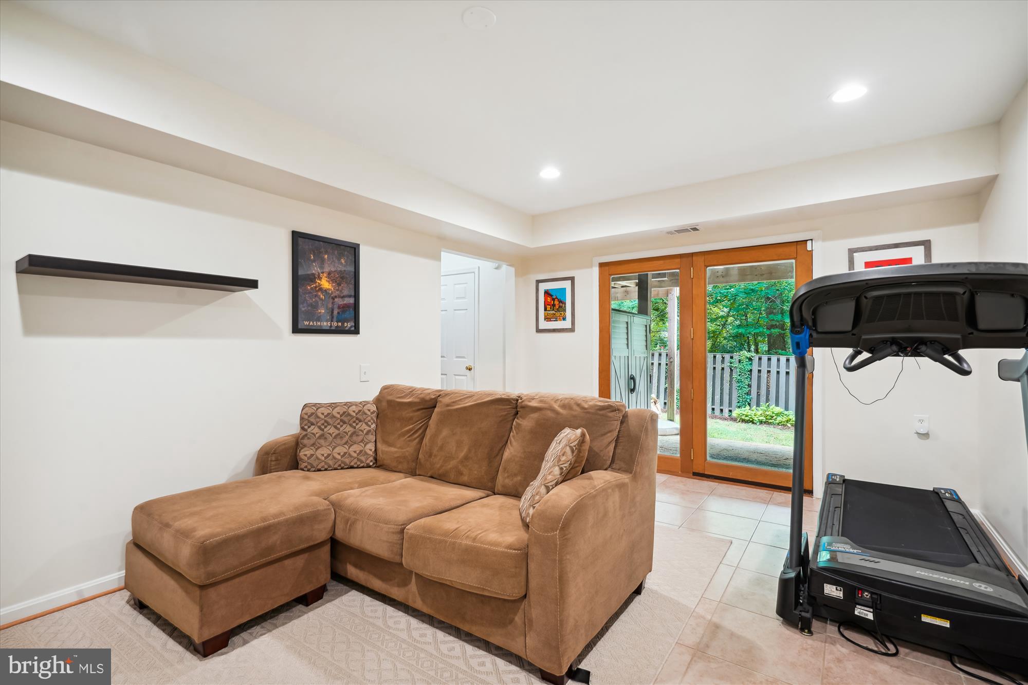 1505 Farsta Court Reston, VA 20190 - Photo 32 of 53