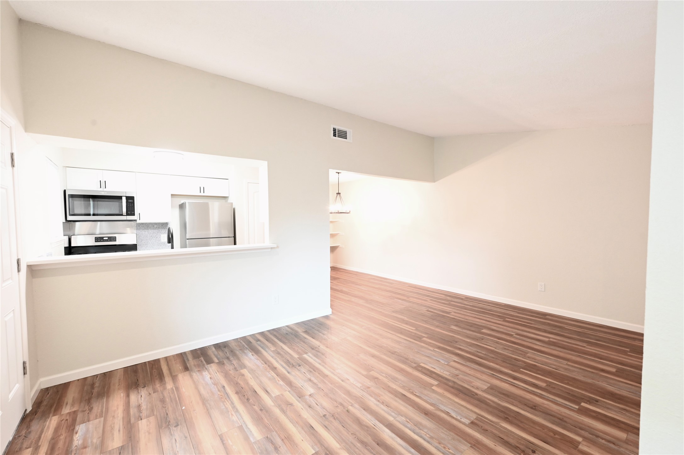 5005 Table Top Trail, Unit A Austin, TX 78744 - Photo 8 of 14