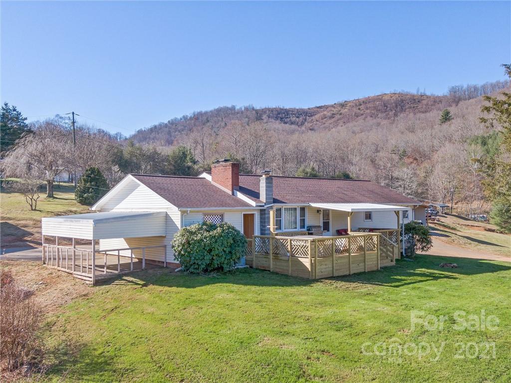 180 A Smith Cove Road Candler, NC 28715 - Photo 2 of 13 Gallery Image 2