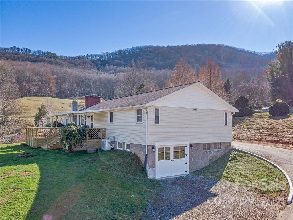 180 A Smith Cove Road Candler, NC 28715 - Photo 3 of 13 Gallery Image 3