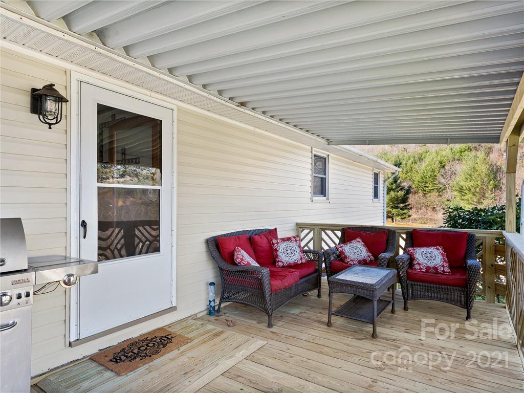 180 A Smith Cove Road Candler, NC 28715 - Photo 4 of 13 Gallery Image 4