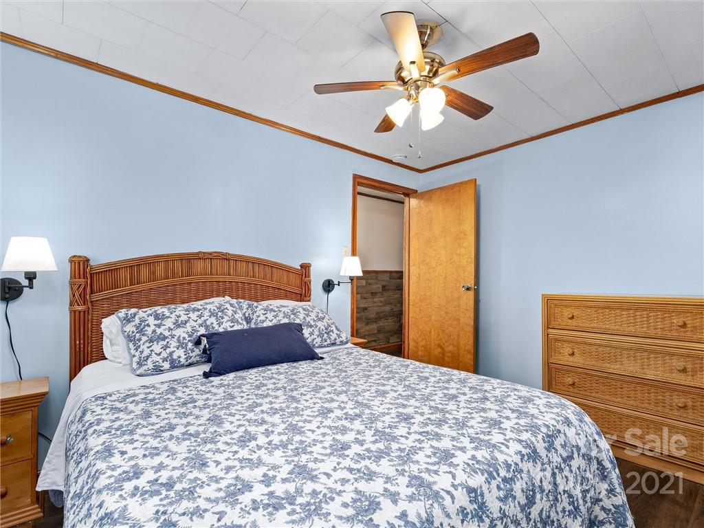 180 A Smith Cove Road Candler, NC 28715 - Photo 8 of 13 Gallery Image 8