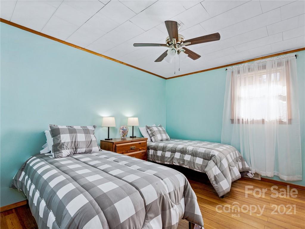 180 A Smith Cove Road Candler, NC 28715 - Photo 9 of 13 Gallery Image 9
