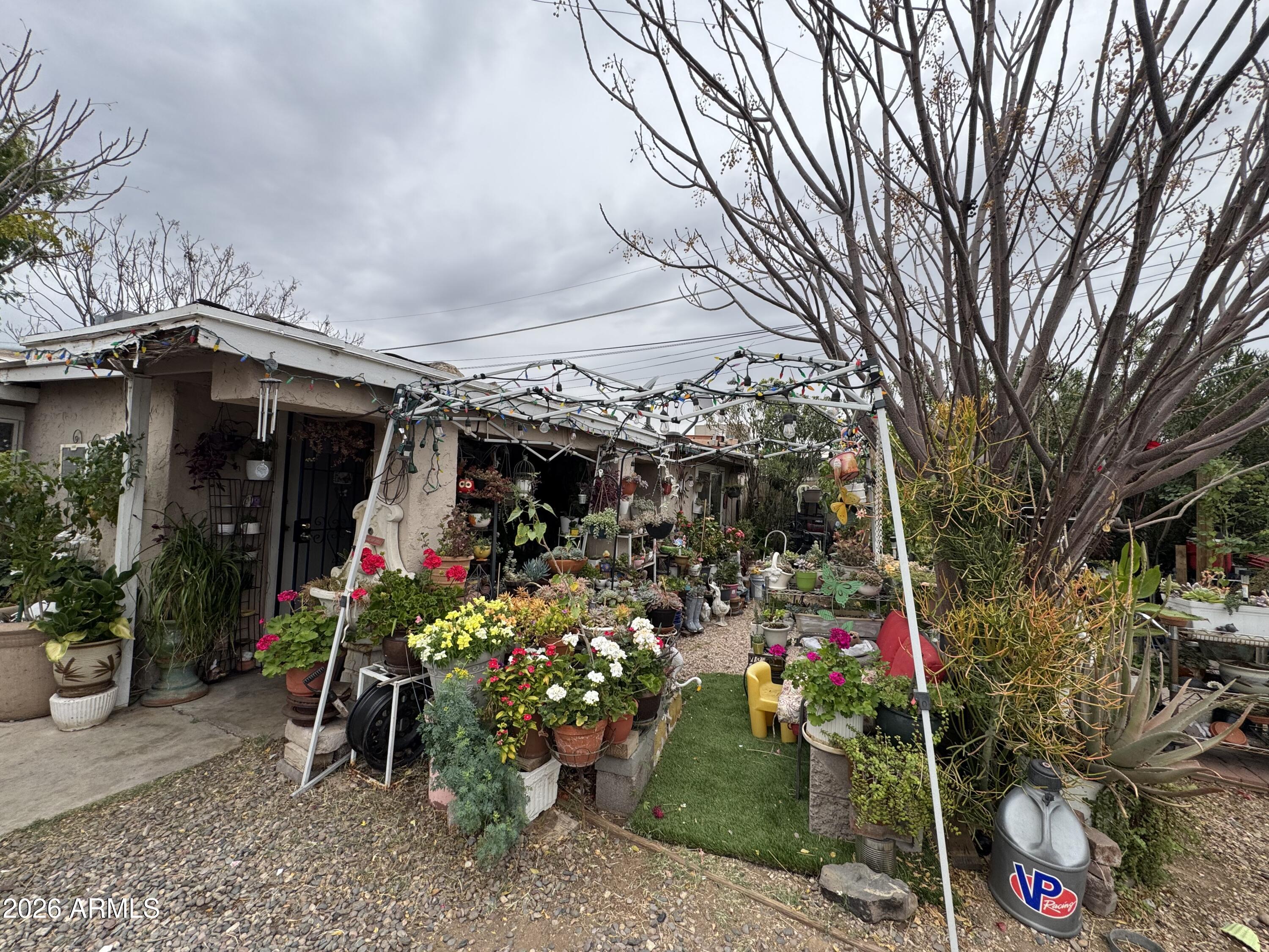 740 West Cinnabar Avenue Phoenix, AZ 85021 - Photo 13 of 26 a view of street with sitting area