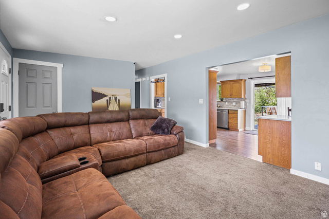 481 550 South Bountiful, UT 84010 - Photo 7 of 45