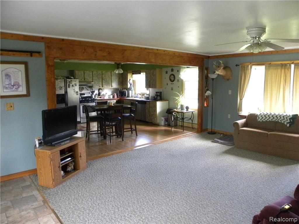15637 Nettney Road Capac, MI 48014 - Photo 9 of 64 DSCN7958.JPG