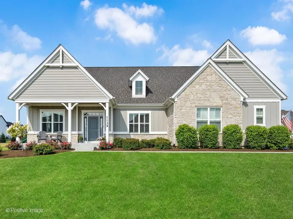 $1,049,000 | 1135 Hilldale Lane, St. Charles, IL 60175