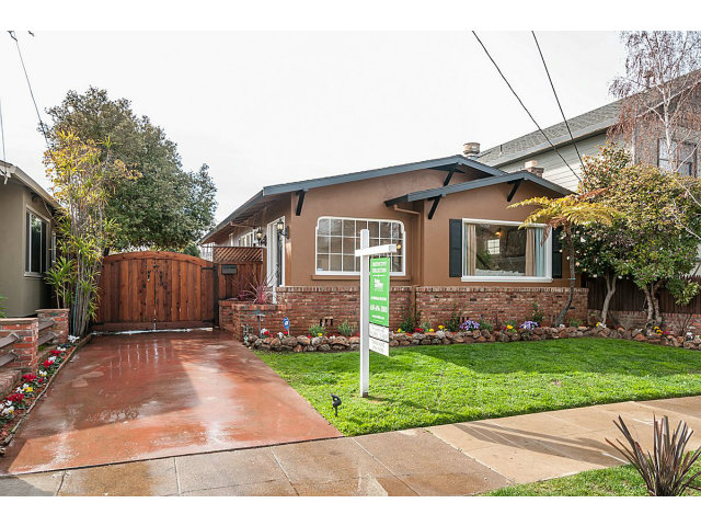 17 Arundel Road Burlingame, CA 94010 - Photo 1 of 14 Gallery Image 1