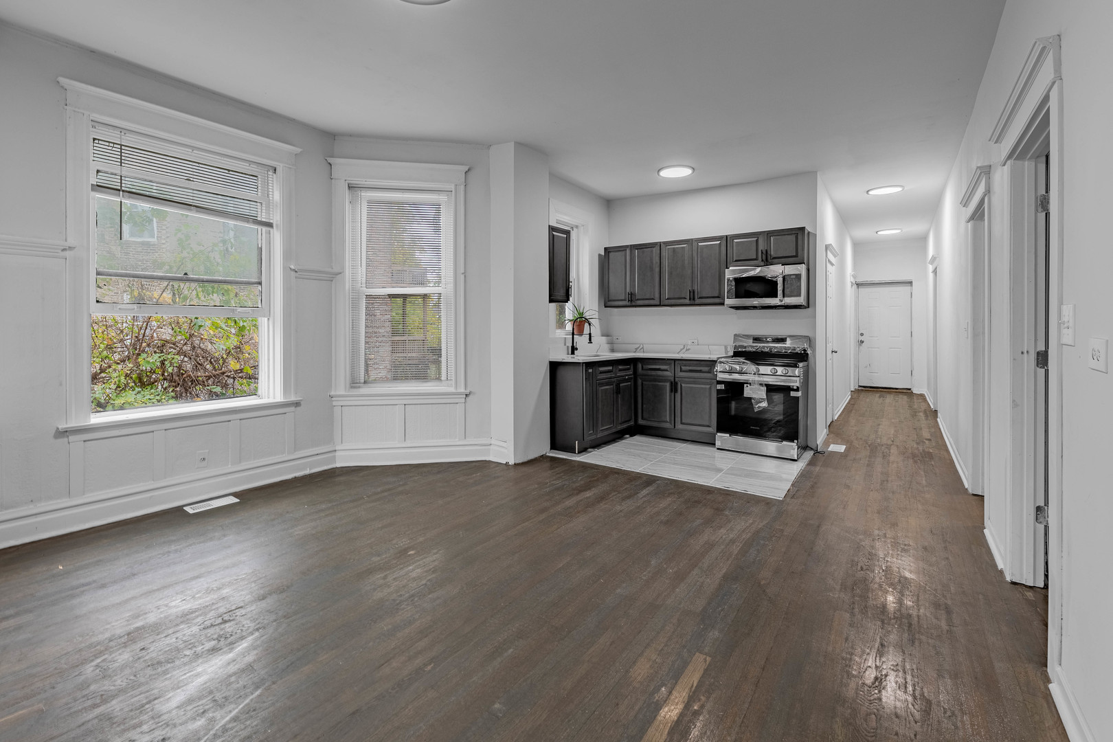714 West 60th Street Chicago, IL 60621 - Photo 8 of 34 Gallery Image 8