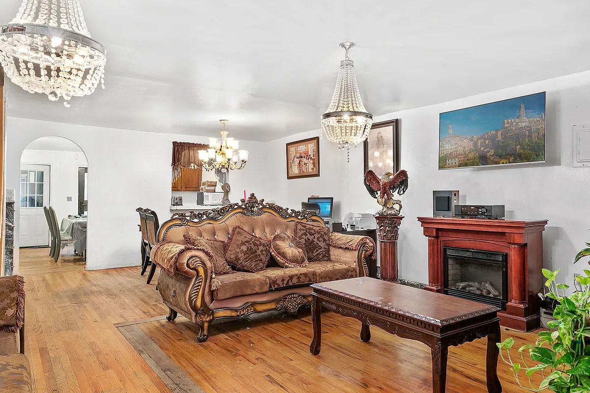 762 Greene Avenue Brooklyn, NY 11221 - Photo 7 of 13