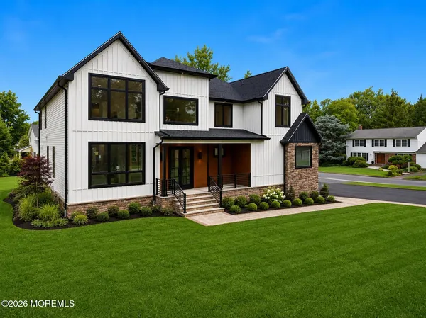 $1,999,999 | 15 Hobart Street, Marlboro, NJ 07746