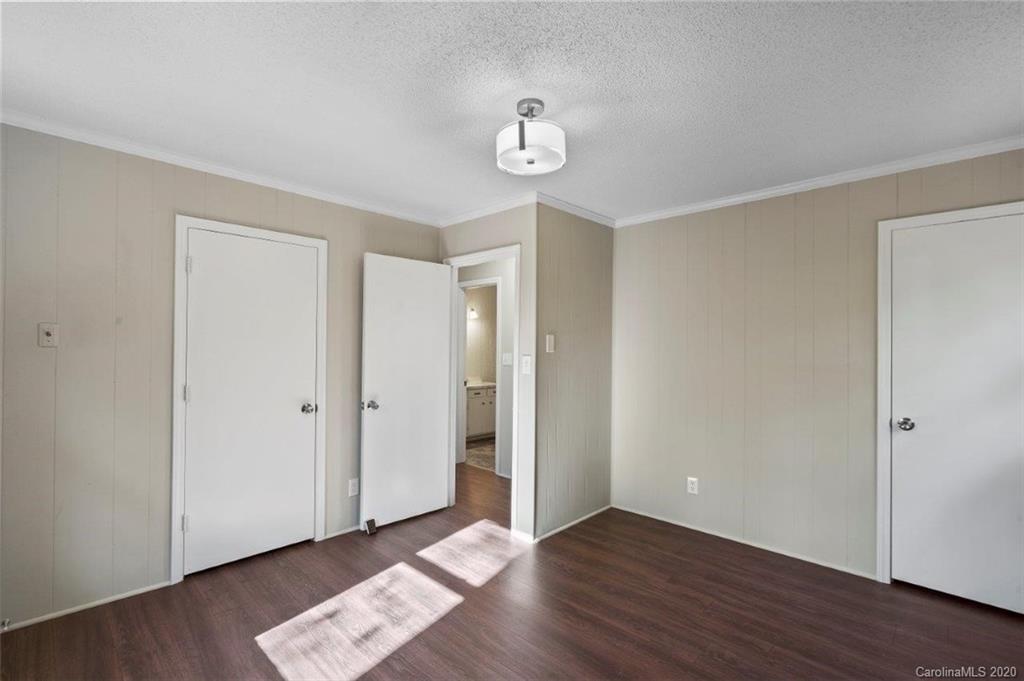 1009 Lakehill Road Charlotte, NC 28214 - Photo 24 of 31 Gallery Image 24