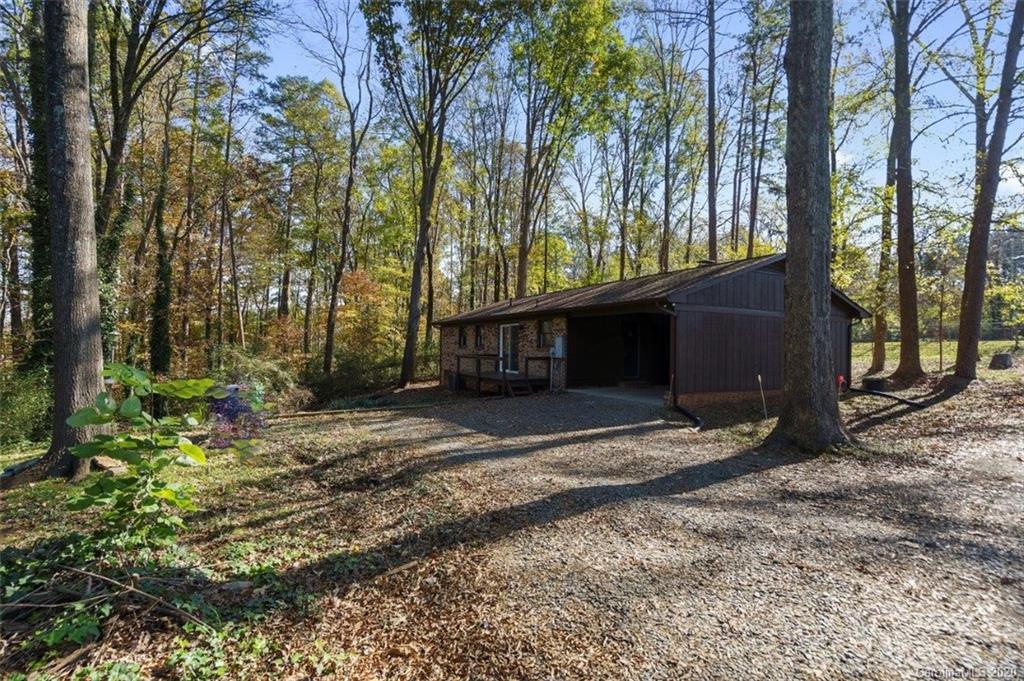 1009 Lakehill Road Charlotte, NC 28214 - Photo 30 of 31 Gallery Image 30