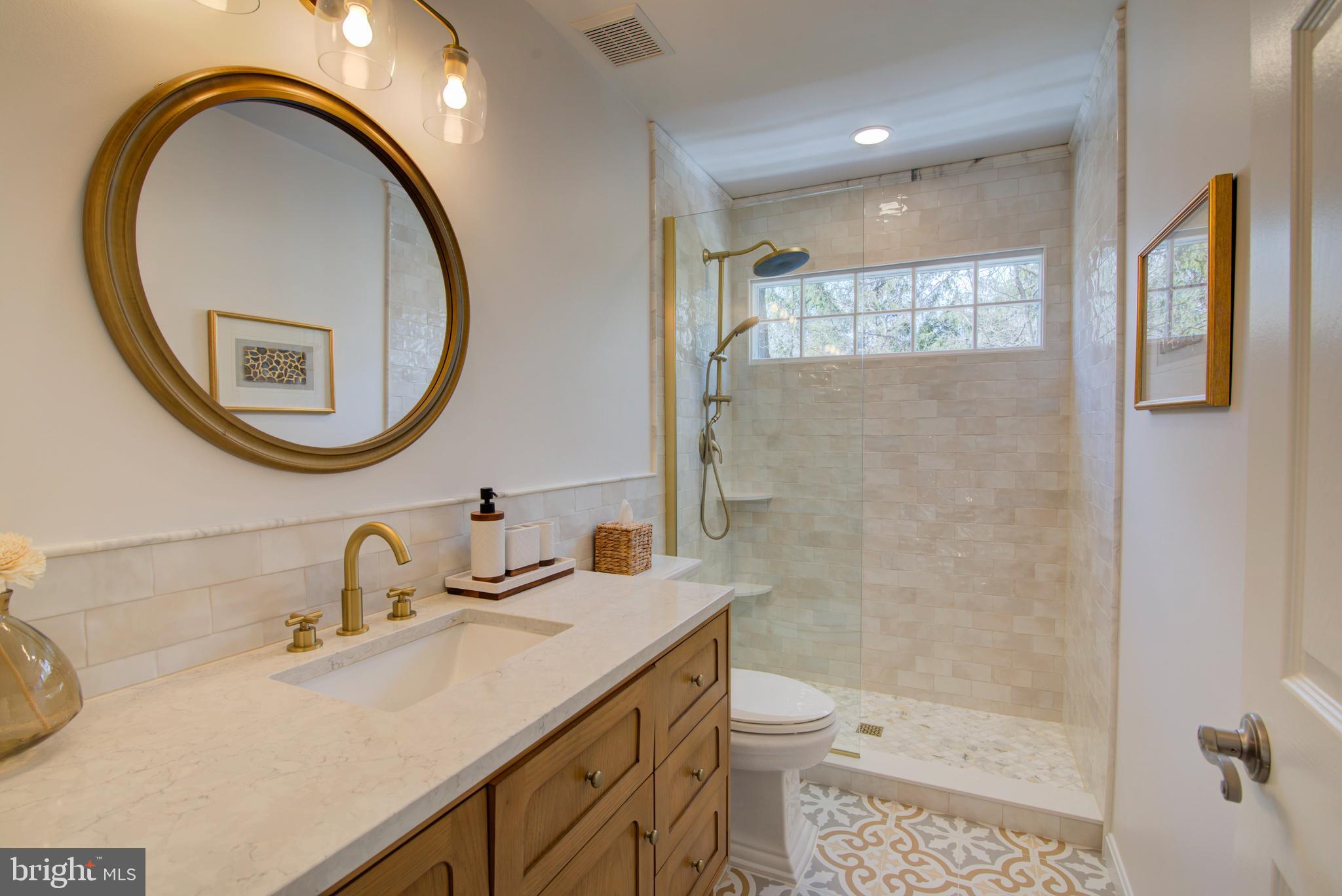 11620 Springhouse Place Reston, VA 20194 - Photo 18 of 31 Beautifully Remodeled Hall Bathroom.