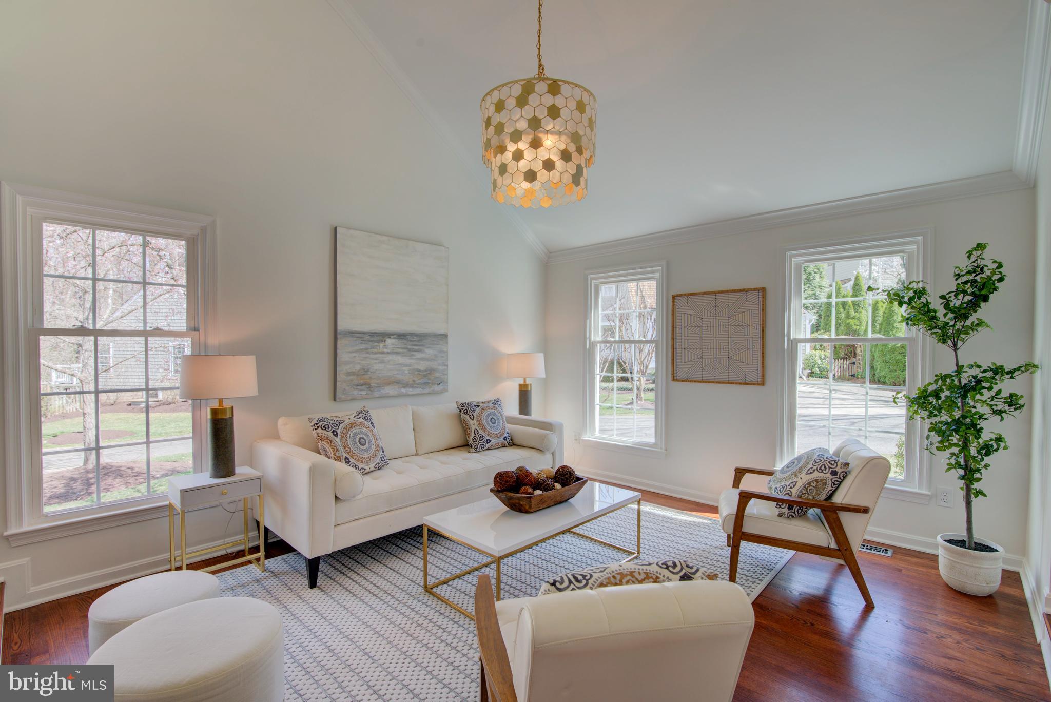 11620 Springhouse Place Reston, VA 20194 - Photo 2 of 31 Living Room w/Vaulted Ceilings, Walls of Windows.