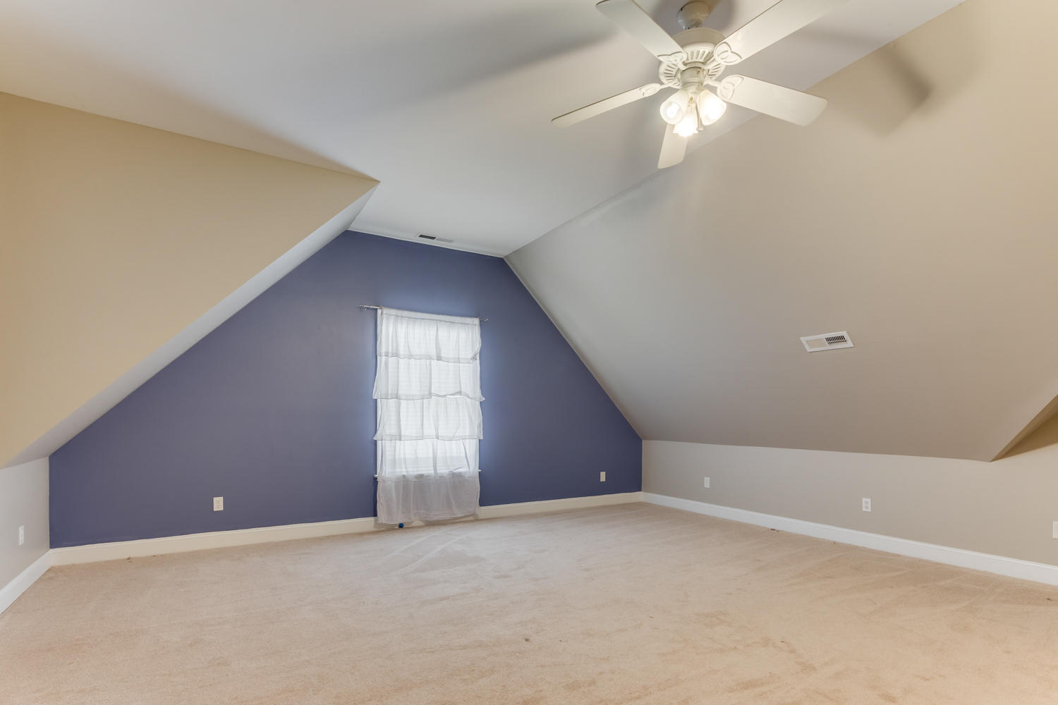 8957 Fuller Road Chattanooga, TN 37421 - Photo 22 of 26 Bonus Room 1