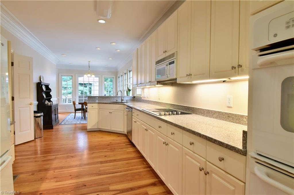 2541 Bitting Road Winston-Salem, NC 27104 - Photo 9 of 41 Gallery Image 9