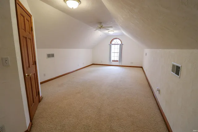 $515,000 | 2577 East 600 South, Huntingburg, IN 47542