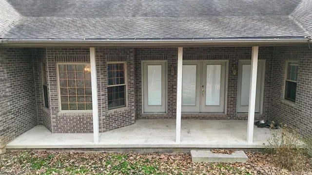 $515,000 | 2577 East 600 South, Huntingburg, IN 47542