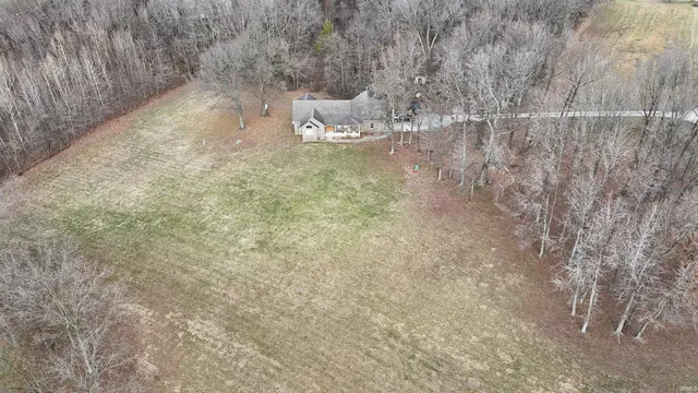 $515,000 | 2577 East 600 South, Huntingburg, IN 47542