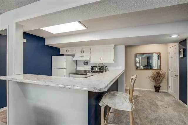 $285,000 | 4317 South Coachman Drive, Independence, MO 64055