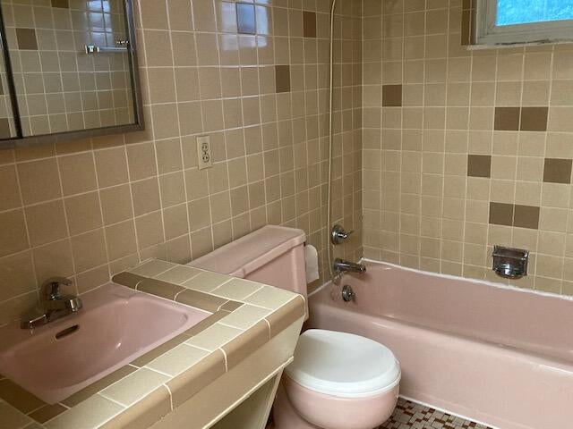 602 East State Street Cheboygan, MI 49721 - Photo 14 of 18 Gallery Image 14