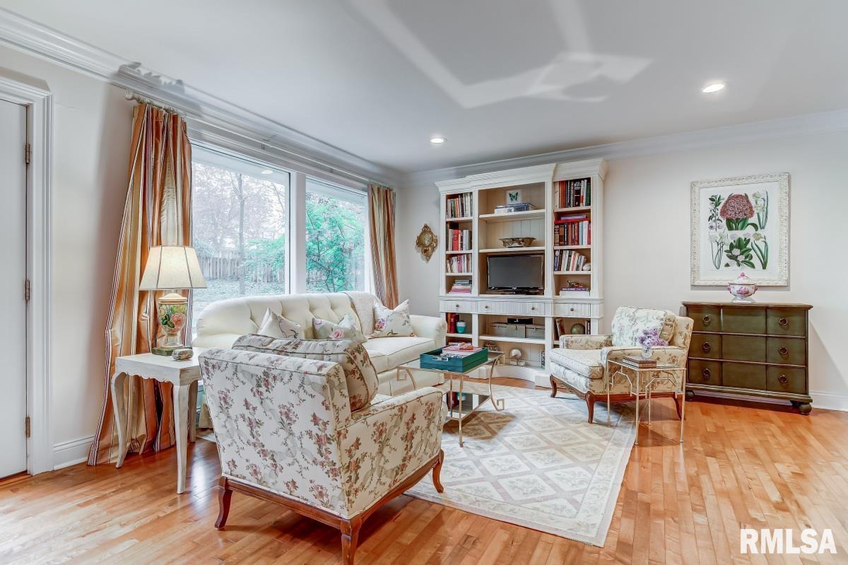 33 Top Hill Lane Springfield, IL 62704 - Photo 13 of 48