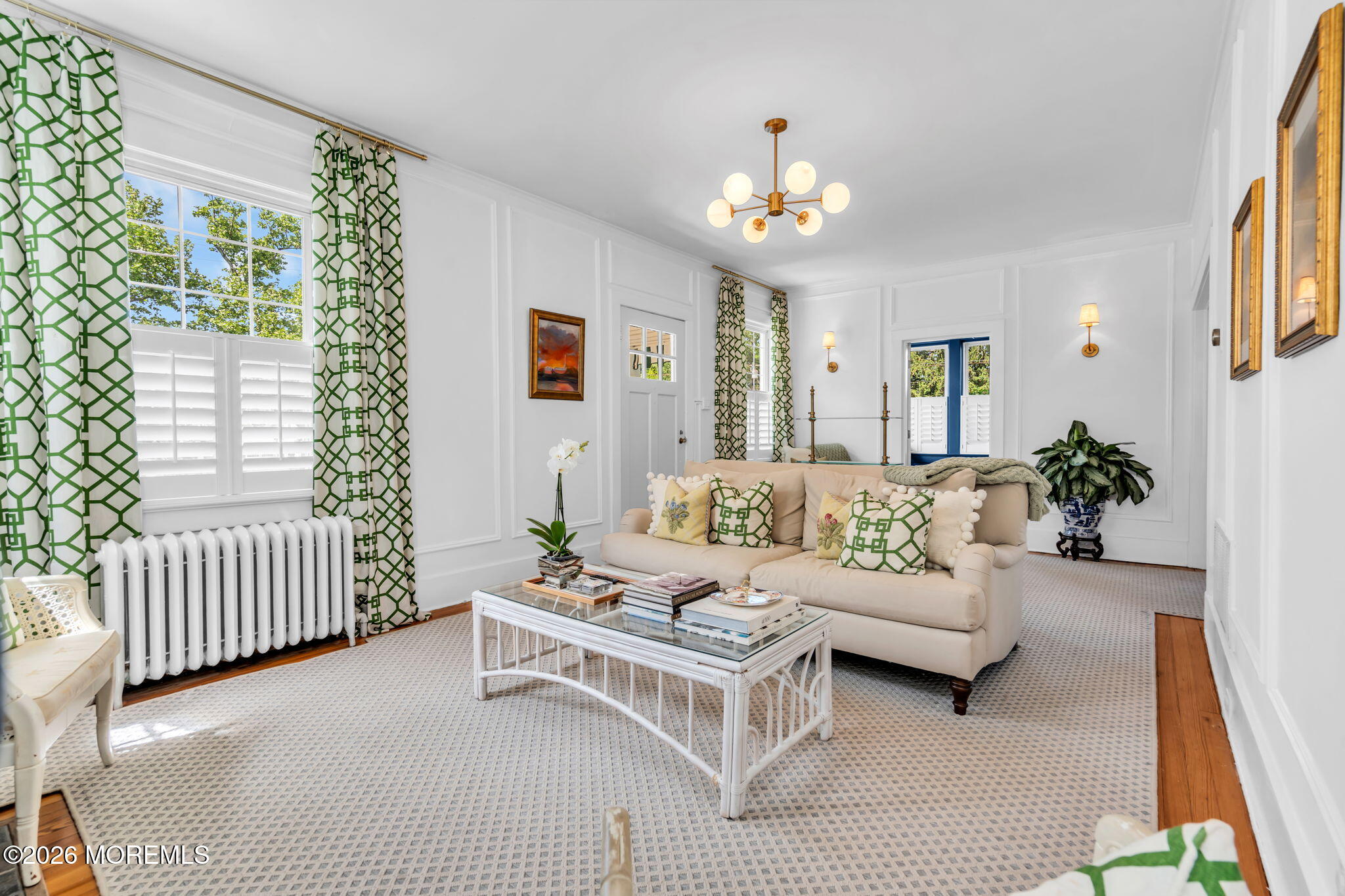 702 River Road Fair Haven, NJ 07704 - Photo 4 of 29 Living Room
