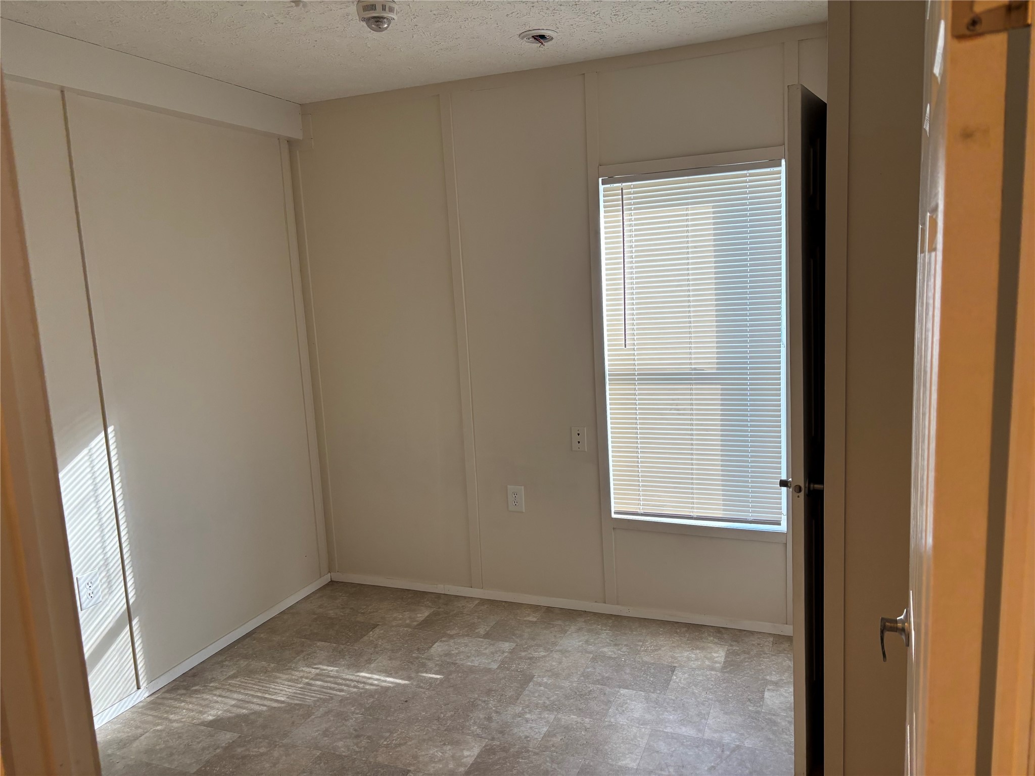 608 Clear Lake Road, Unit A Highlands, TX 77562 - Photo 5 of 10