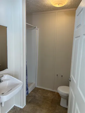 $1,100 | 608 Clear Lake Road, Unit A, Highlands, TX 77562