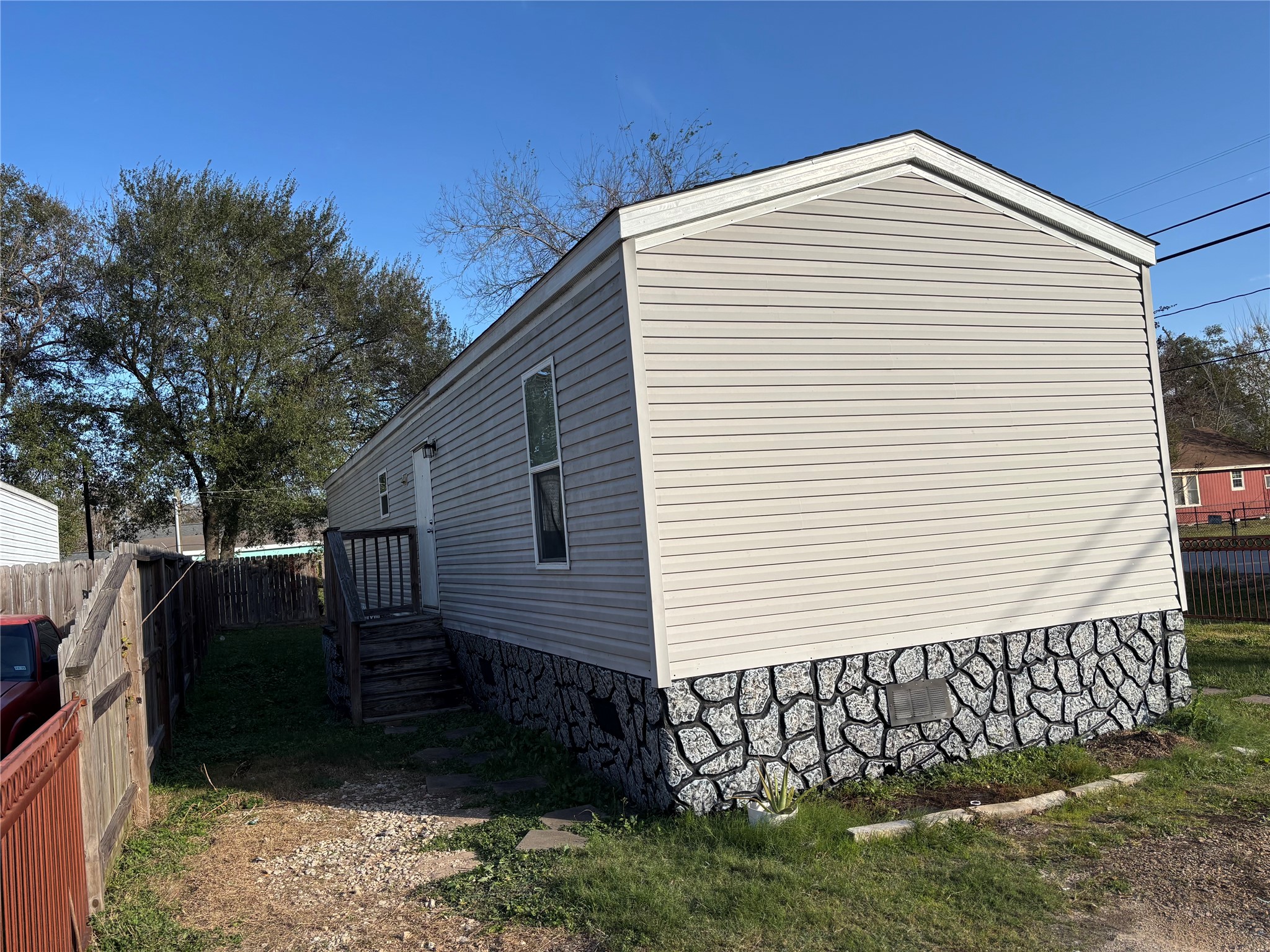 608 Clear Lake Road, Unit A Highlands, TX 77562 - Photo 10 of 10