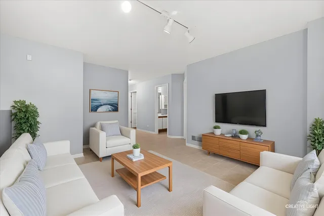 $299,000 | 2901 Shelly Lane, Aurora, IL 60504