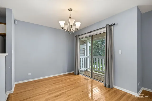 $299,000 | 2901 Shelly Lane, Aurora, IL 60504