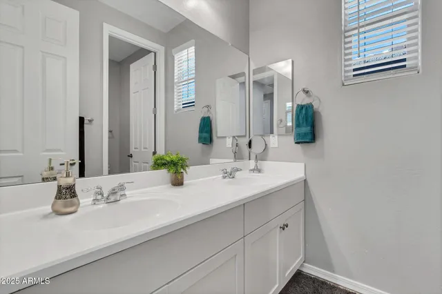 $555,000 | 4145 East Bethena Street, Gilbert, AZ 85295