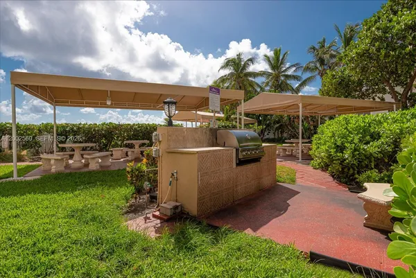 $4,300 | 3505 South Ocean Drive, Unit 212, Hollywood, FL 33019