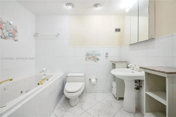 $4,300 | 3505 South Ocean Drive, Unit 212, Hollywood, FL 33019