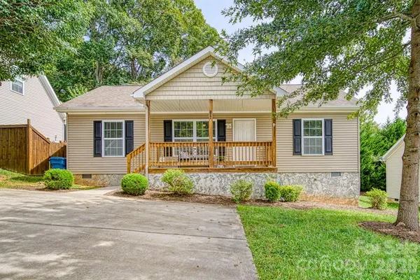 $339,900 | 136 Newberry Drive, Fletcher, NC 28732