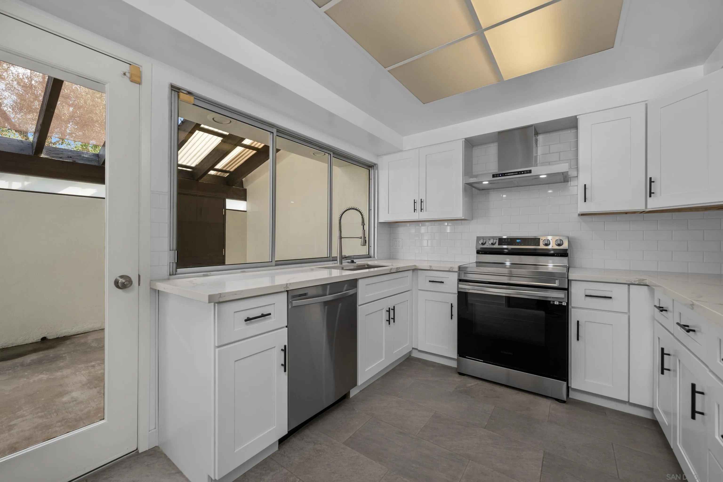 12180 Rancho Bernardo Road San Diego, CA 92128 - Photo 3 of 19 Gallery Image 3
