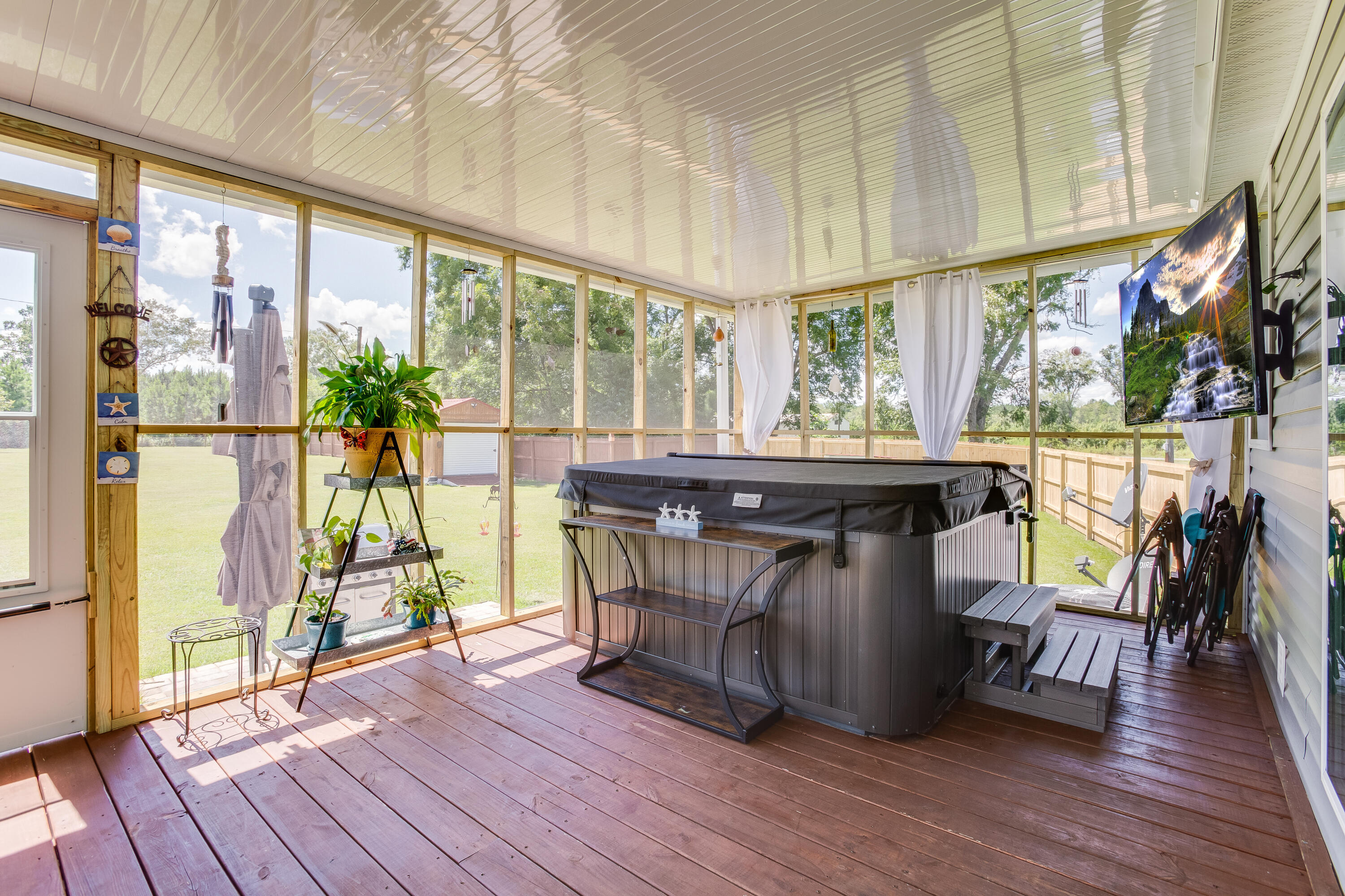 654 Second Texas Road St. George, SC 29477 - Photo 10 of 34 Hot Tub Spa on Porch